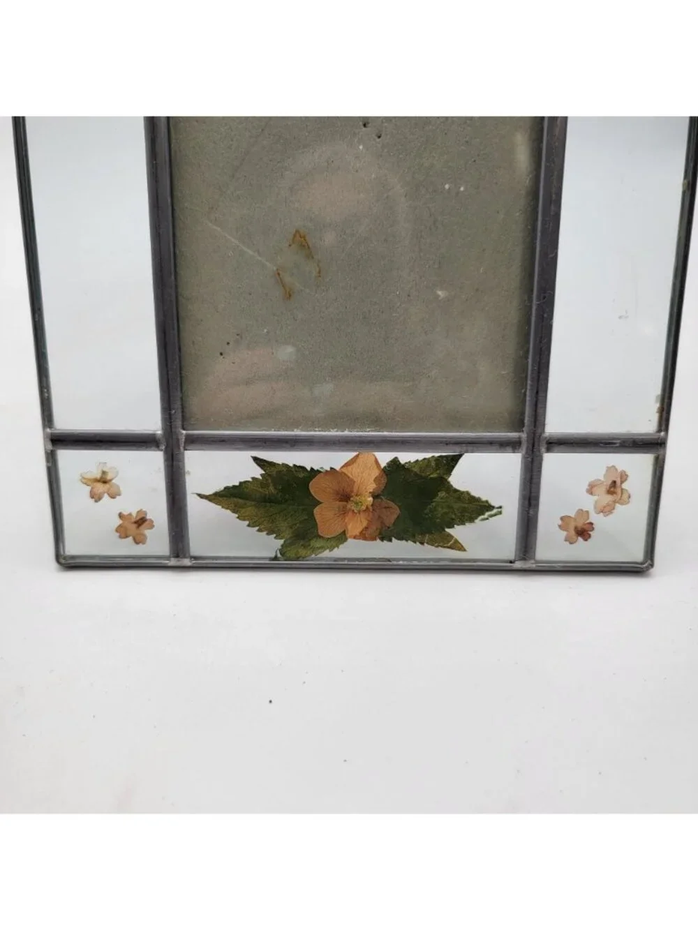 Vintage Pressed Flowers Stained Glass Photo Frame